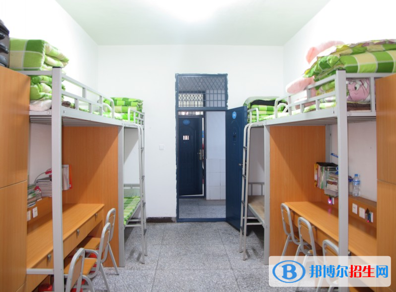 深圳攜創(chuàng)高級技工學(xué)校2020年宿舍條件