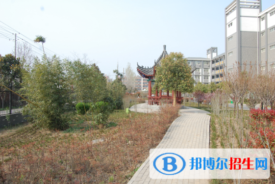 許昌工商管理學(xué)校怎么樣、好不好