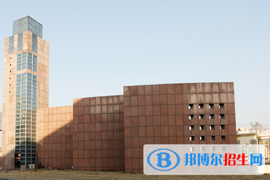 鳳臺職業(yè)教育中心年招生辦聯(lián)系電話