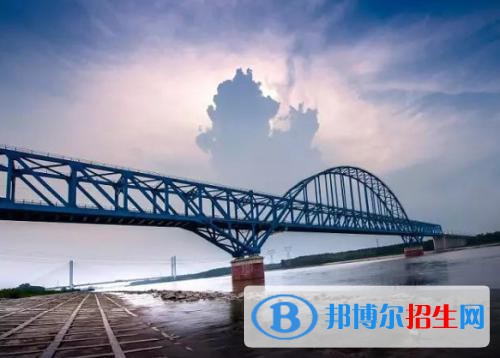 無錫2020年鐵路學(xué)校好還是職高好