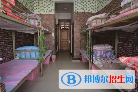 龍泉中等職業(yè)學校2020年宿舍條件