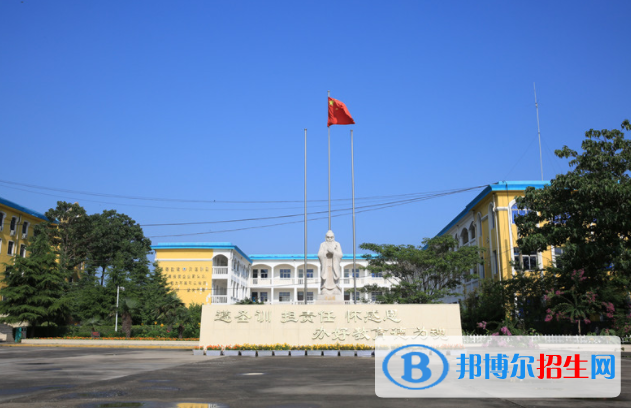 鄭州外資企業(yè)管理中等專業(yè)學(xué)校怎么樣、好不好