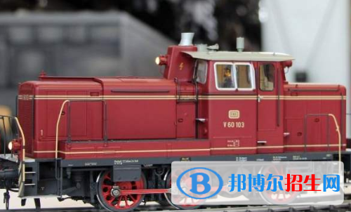 貴陽(yáng)2020年鐵路學(xué)校中專升大專考什么