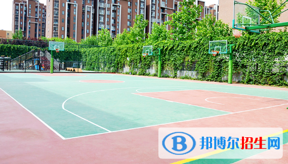 北京中芯學(xué)校高中部
