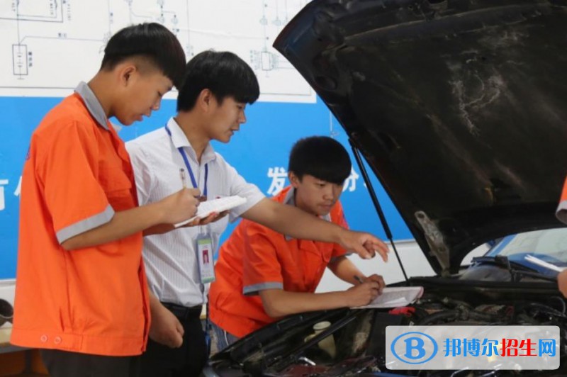 廣州2020年女生讀汽修學(xué)校