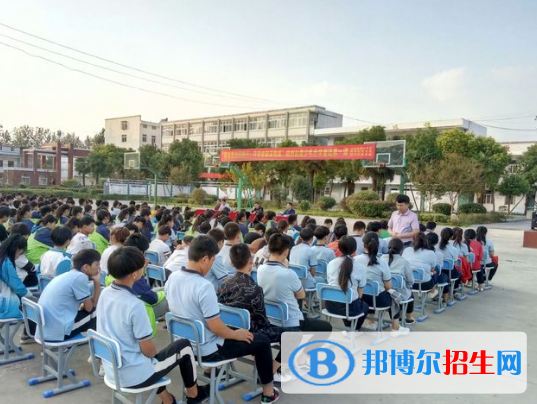 阜陽科學(xué)技術(shù)學(xué)校怎么樣、好不好