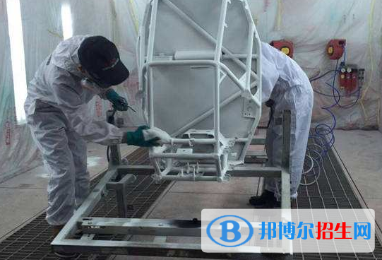 廣州汽修學校都有什么專業(yè)適合男生