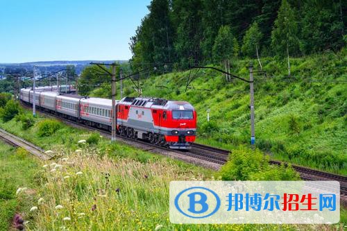 成都2020年鐵路學(xué)校和幼師哪個(gè)好