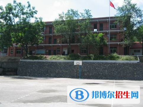 萬4