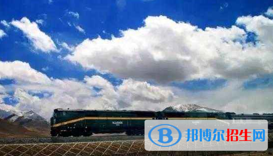 武漢2020年適合女生的鐵路學(xué)校
