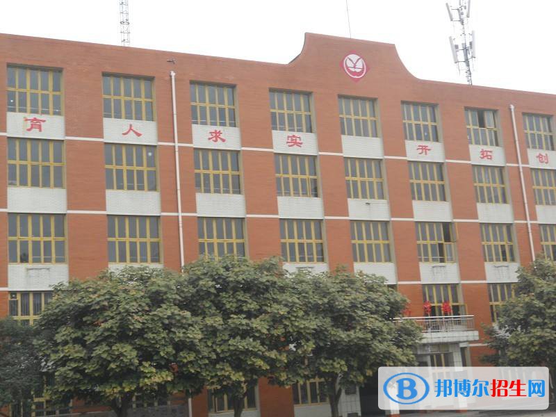 鶴壁機電信息工程學(xué)校2021年報名條件、招生要求、招生對象
