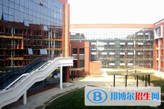 石家莊創(chuàng)新國(guó)際學(xué)校高中部2020年學(xué)費(fèi)、收費(fèi)多少