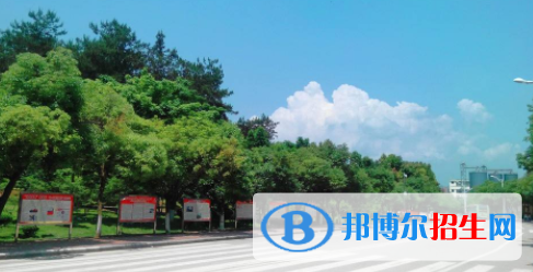 賀州技工學校2020年招生辦聯系電話 