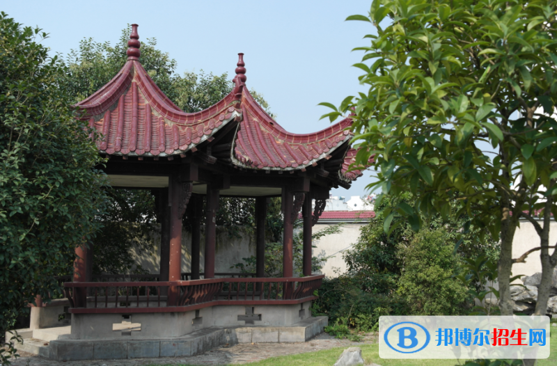 安徽徽州學(xué)校學(xué)校怎么樣、好不好