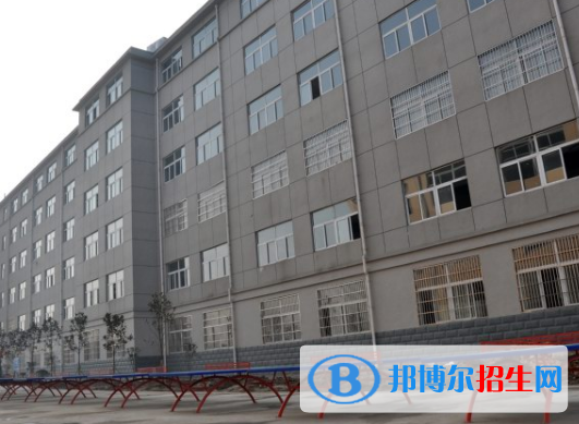 阜陽計算機學(xué)校2020年招生辦聯(lián)系電話