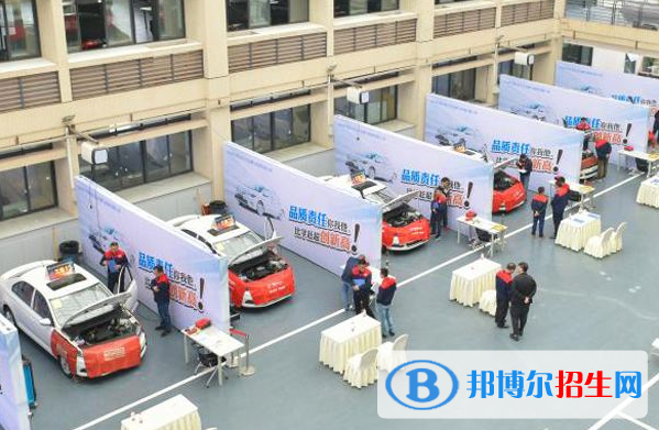 重慶2022年哪個(gè)大專學(xué)校的汽修學(xué)校好