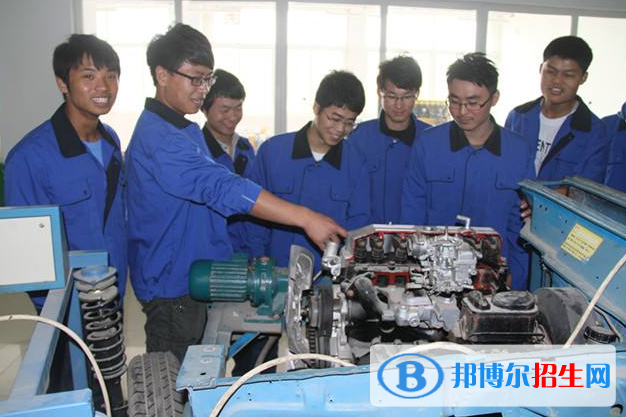 重慶2022年適合男生的汽修學(xué)校專業(yè)
