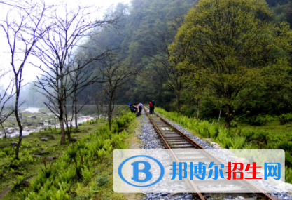 武漢2020年鐵路學(xué)校報(bào)名時(shí)間