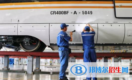 金昌2020年鐵路學(xué)校讀出來是什么文憑