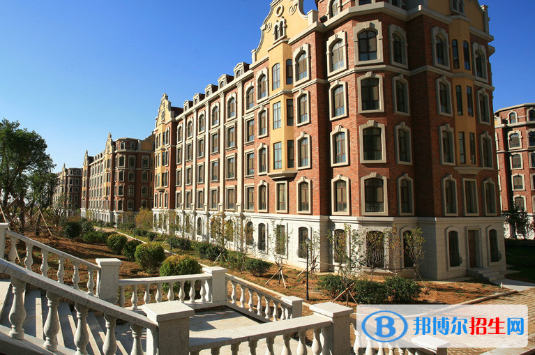 青島墨爾文中學(xué)2020年招生辦聯(lián)系電話