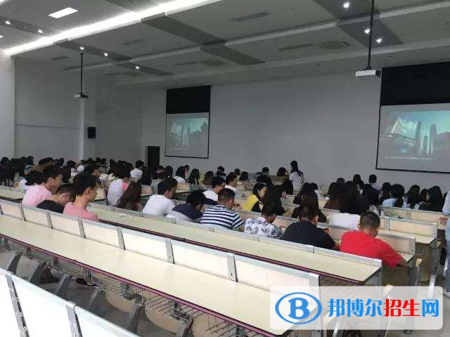 魯山中等專業(yè)學(xué)校報(bào)名條件、招生要求、招生對(duì)象