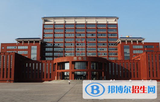 廣東創(chuàng)新科技職業(yè)學(xué)院地址在哪里