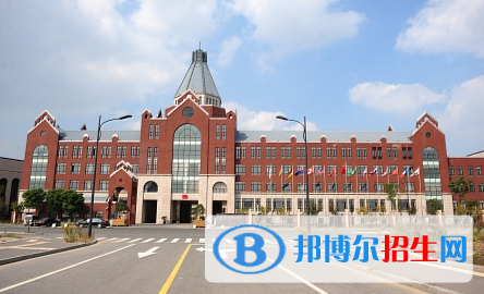 常熟國際學(xué)校2020年招生辦聯(lián)系電話