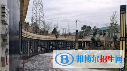 甘肅工業(yè)職業(yè)技術(shù)學(xué)院怎么樣、好不好