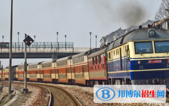 黃岡2020年鐵路學校都有什么專業(yè)適合男生