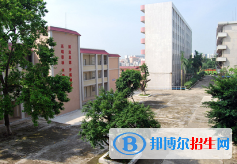 湛江2020年女生學汽修學校有前途嗎