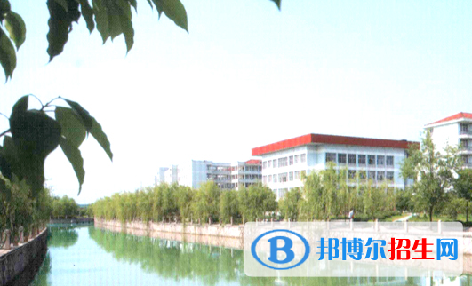 安吉上墅私立高級(jí)中學(xué)怎么樣、好不好