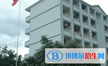 廣西經(jīng)濟(jì)職業(yè)學(xué)院五年制大專2020年學(xué)費(fèi)、收費(fèi)多少