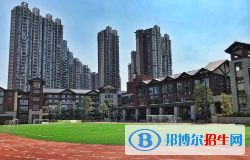 廣州加拿大國際學(xué)校(CIS)高中部2023年招生簡章
