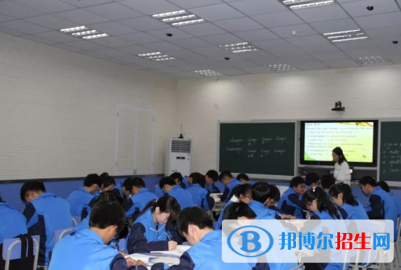 合肥市工程技術學校2020年報名條件、招生要求、招生對象