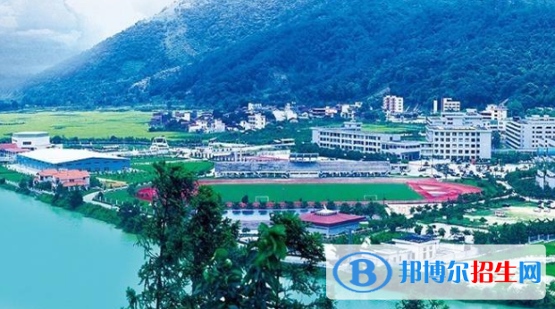 廣州英豪劍橋國(guó)際高中2020年報(bào)名條件、招生要求、招生對(duì)象