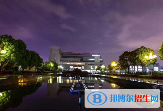 江西工業(yè)貿(mào)易職業(yè)技術(shù)學院是幾專