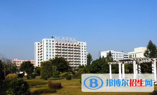 廣州白云工商技師學(xué)院2020年報(bào)名條件、招生要求、招生對(duì)象