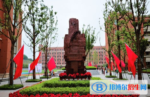 重慶史迪威外語學(xué)校高中部怎么樣、好不好