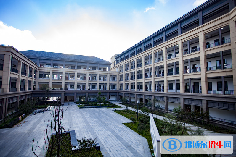最浙江東方職業(yè)技術(shù)學(xué)院2020年報名條件、招生要求、招生對象