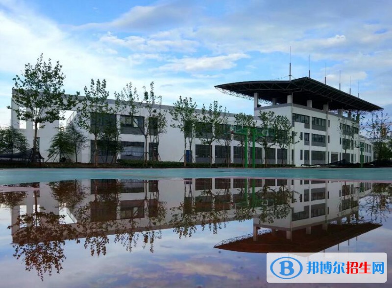 合肥經(jīng)貿(mào)旅游學(xué)校2020年報(bào)名條件、招生要求、招生對(duì)象