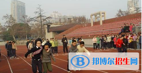  西安第十五中學2020年招生辦聯(lián)系電話