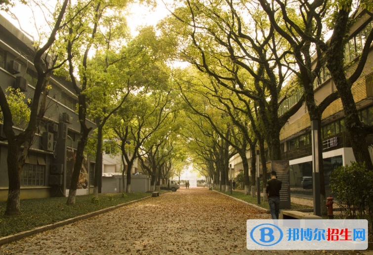 浙江工貿(mào)職業(yè)技術(shù)學(xué)院怎么樣、好不好