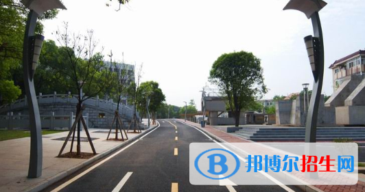 江西交通職業(yè)技術(shù)學(xué)院地址在哪里
