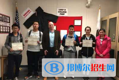 美國(guó)利弗莫爾國(guó)際學(xué)校高中部2020年招生辦聯(lián)系電話(huà)