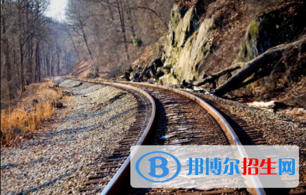 襄陽2020年哪些大專的鐵路學(xué)校比較好