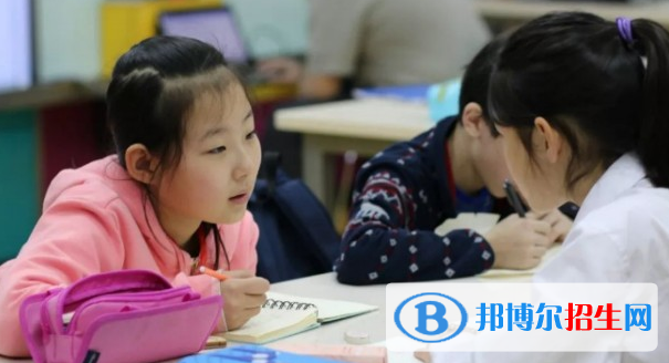 長(zhǎng)春盈佳外國(guó)語(yǔ)學(xué)校初中部地址在哪里