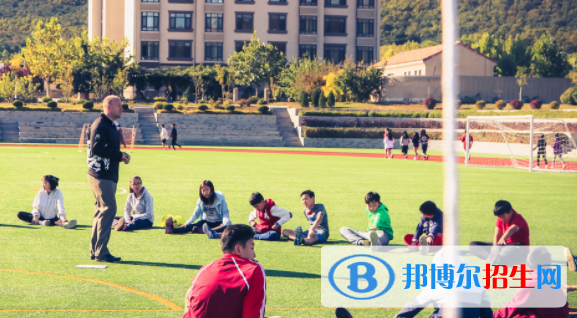 大連美國國際學(xué)校初中部怎么樣、好不好