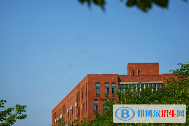 武漢外語(yǔ)外事職業(yè)學(xué)院7