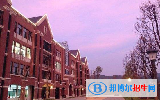 貴陽樂灣國際學(xué)校初中部怎么樣、好不好