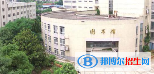 貴陽(yáng)現(xiàn)代裝備制造技工學(xué)校網(wǎng)站網(wǎng)址